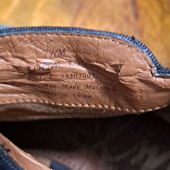 Sam Edelman Black Suede Side Zip Short Booties - Picture 5 of 12